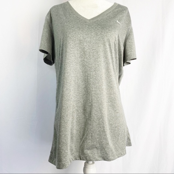 Nike Dri-Fit VNeck tee shirt short sleeve Athletic - Picture 1 of 6